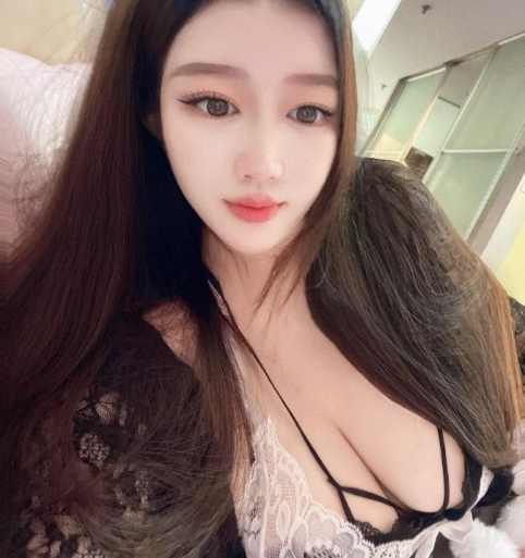风骚服务系御姐能舌吻