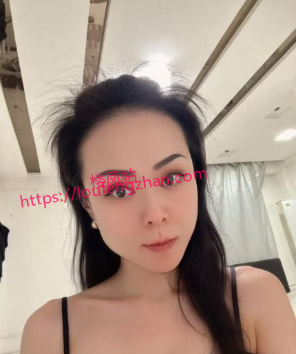 风骚体贴型美女