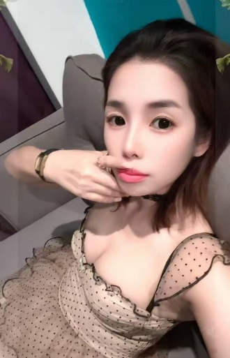 风骚服务大奶少妇小小