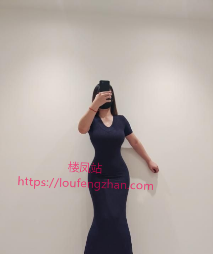 翘臀大屁股骚姐姐