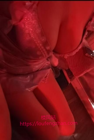 美臀美少妇
