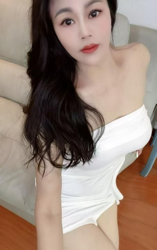 自律爱健身的骚姐姐