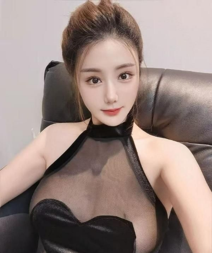 温柔甜美服务风骚妹子