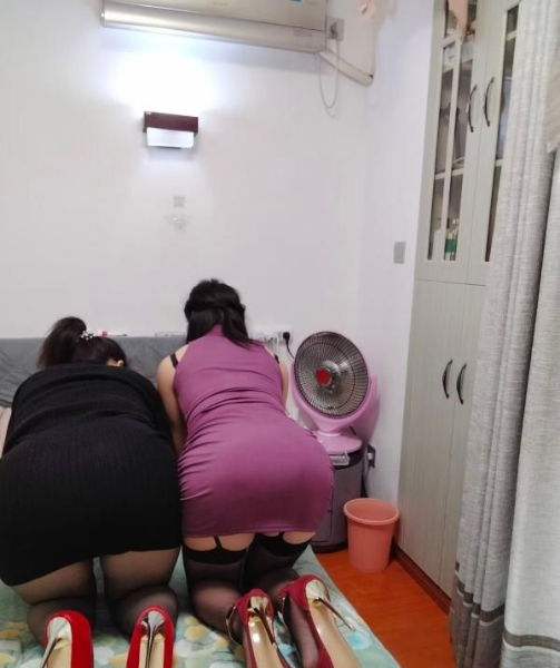 三通sm贱母狗